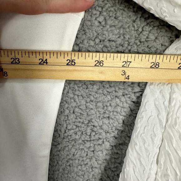 Eloquii White Cold Shoulder Sheer Sleeve Top Womens Size 22/24 Boho Cottage NWT - Picture 8 of 9